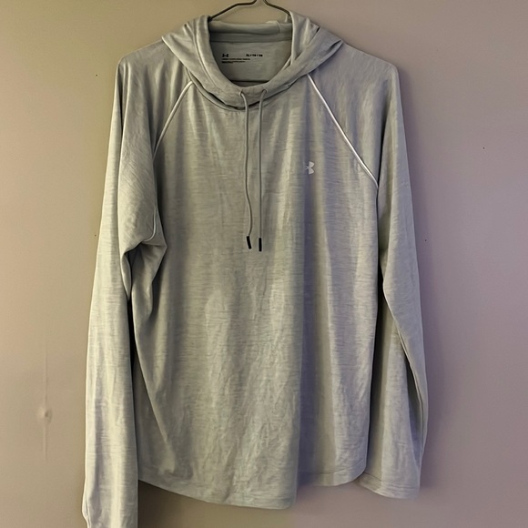 UNDER ARMOUR HOODIE - Picture 1 of 3